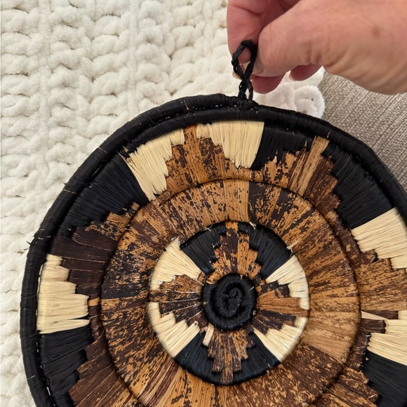 Handwoven Basket - Picture 2 of 3